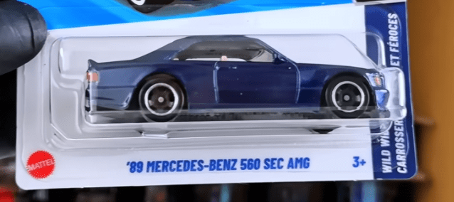 Mercedes-Benz-blue-min