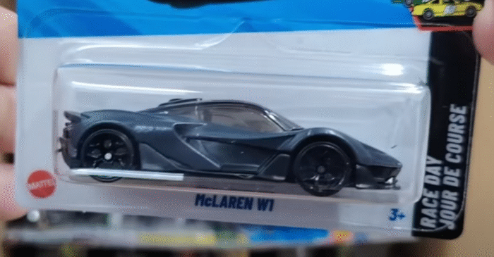 hot wheels mclaren W1